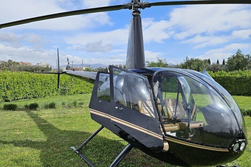 Helicopter Tour of the Faraglioni on Capri