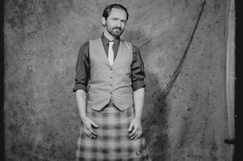 Slow portraits on tin - A victorian photography session