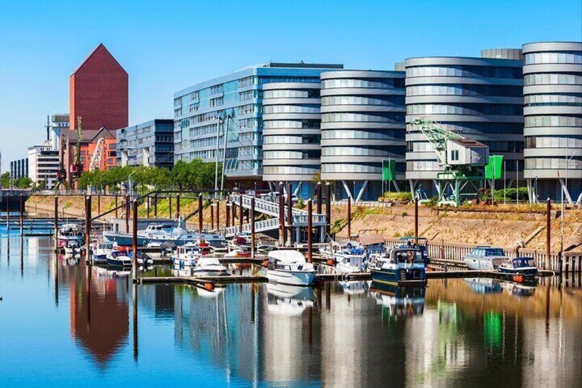 Explore Duisburg in 60 minutes with a Local