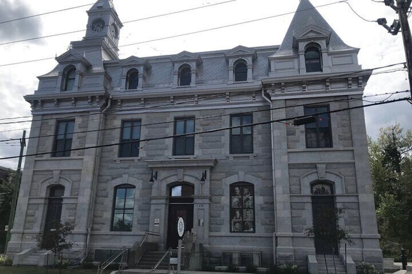 Sherbrooke Self Guided Walking Tour and Scavenger Hunt