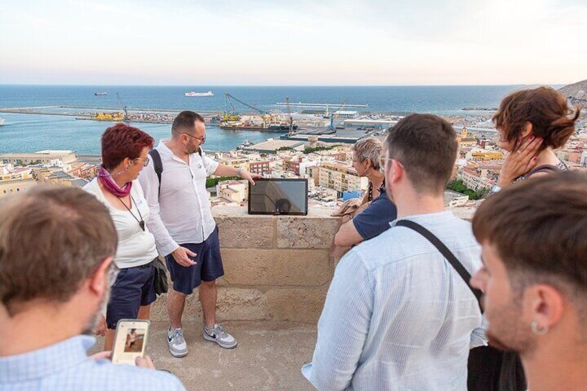 Discover the history of the places through the film scenes shot on location!