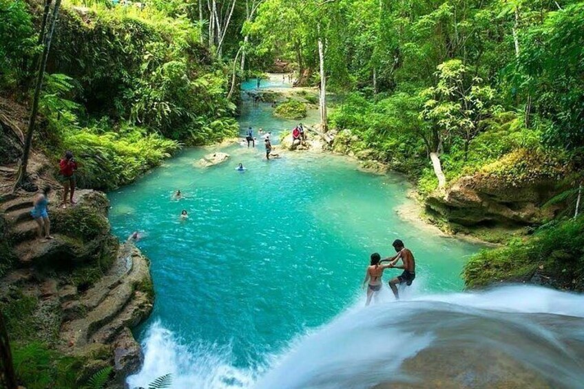 Dunn's River Falls and Blue Hole 