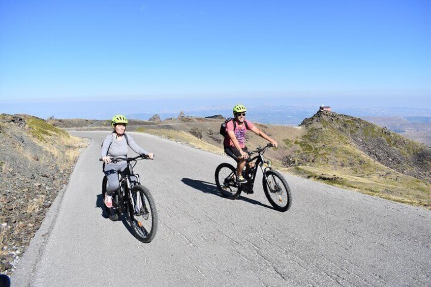 Adventure in e-MTB: Challenge Pico Veleta at 3398m altitude