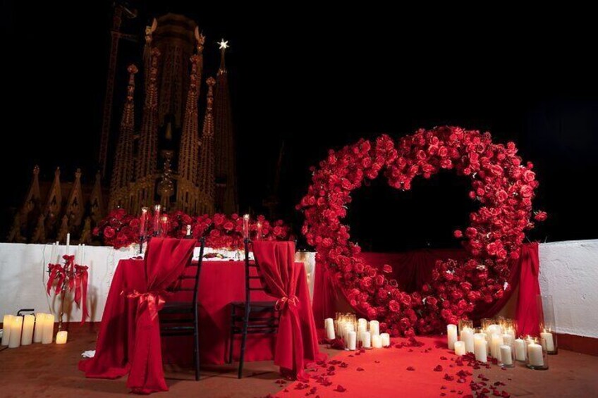 Romantic dates and proposals with a view of the Sagrada Familia.