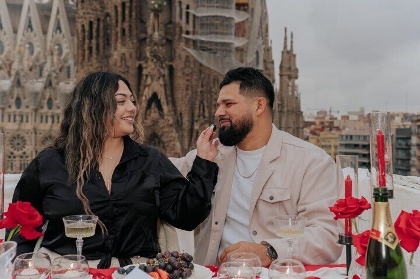 Romantic dates and proposals with a view of the Sagrada Familia.