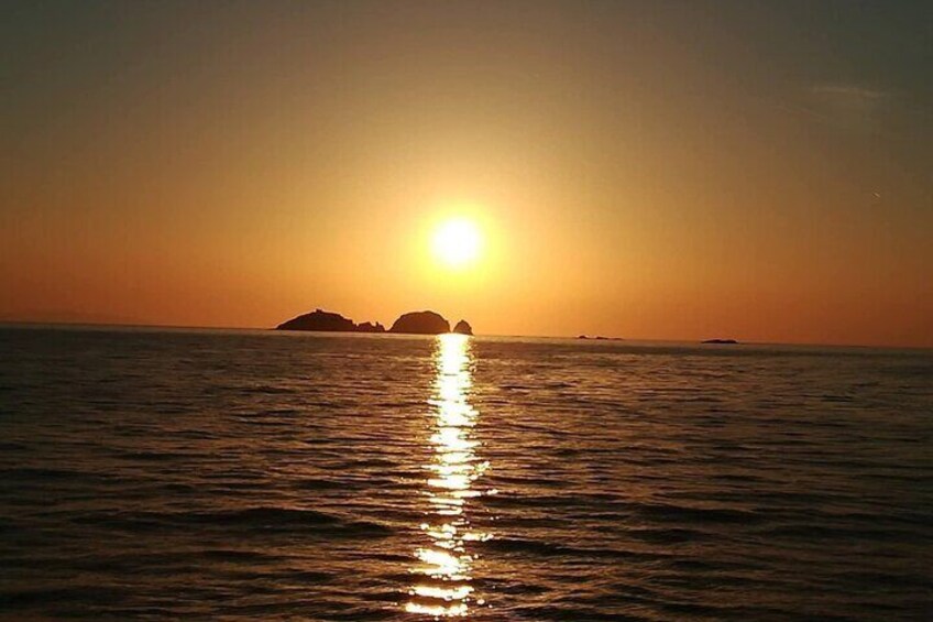 Shared Sunset Boat Tour to Paroikia Bay Paros Greece