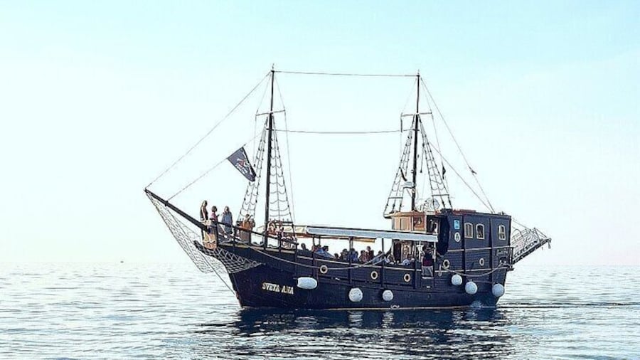 Half Day Pirate Boat Tour to Rovinj