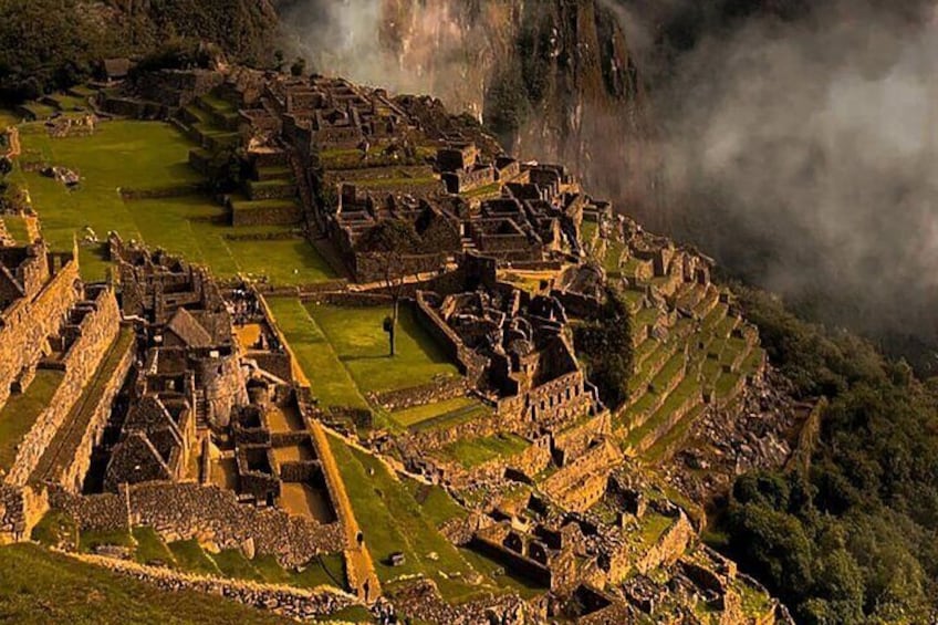 Full-Day Tour in Machu Picchu with Pick Up