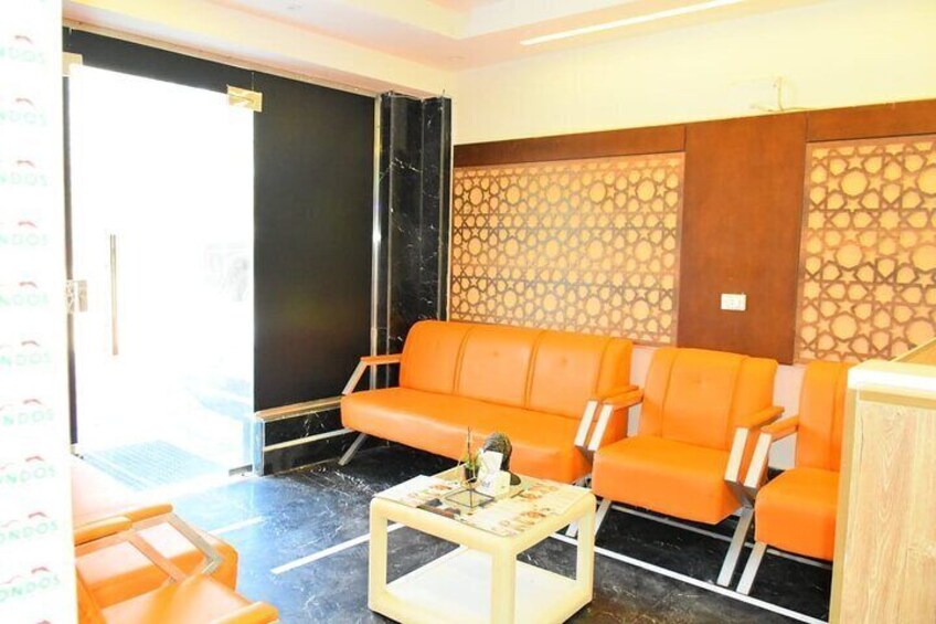 VIP Deluxe Treatment Full Body Massage (1 hour)
