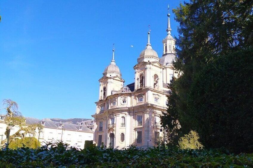 Segovia Royal Palace of La Granja Private Tour