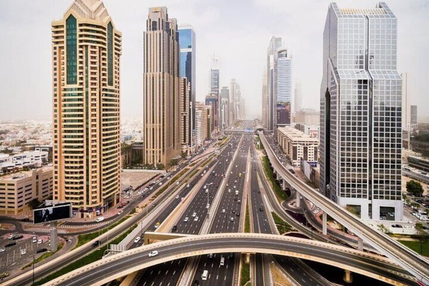 Half Day Dubai City Tour in Luxury Vehicle