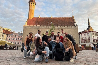 Tallin Old Town Bar-Hopping - tiros gratis, descuentos y club
