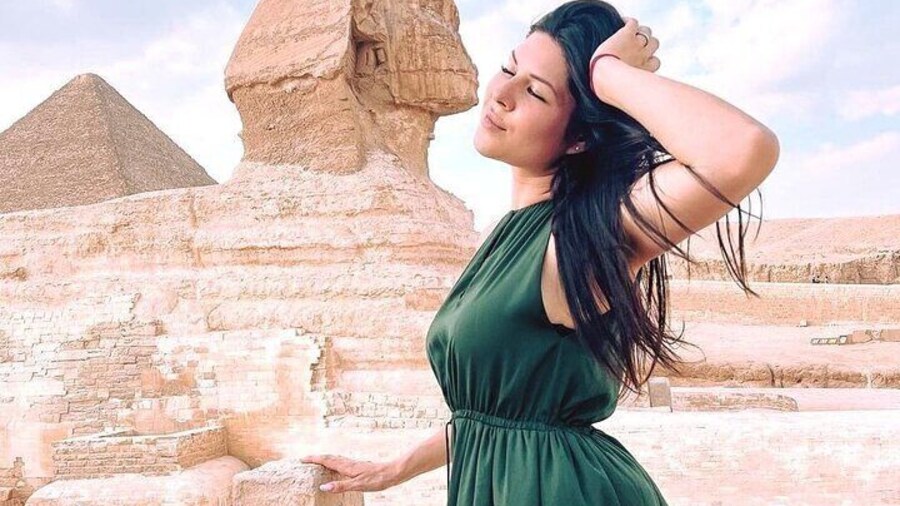 Top rated Giza Pyramids, Sphinx, Memphis and Saqqara Private Tour