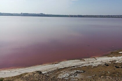 Pink Lake and Sweets Mountains All-inclusive Tour