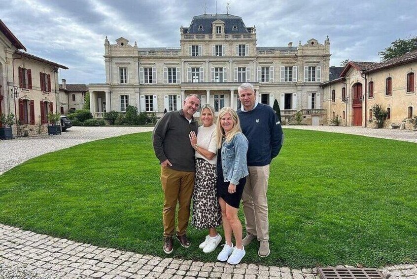 Médoc Morning Wine Tour from Bordeaux