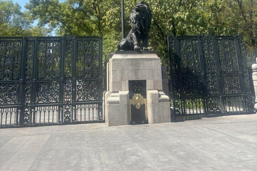 Meeting Point at Chapultepec.
