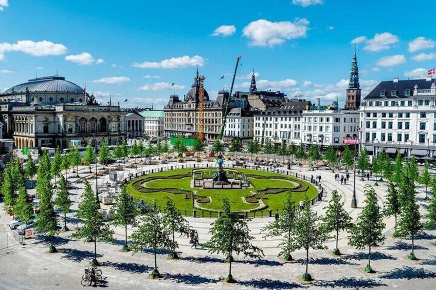 Kongens Nytorv (King's square)