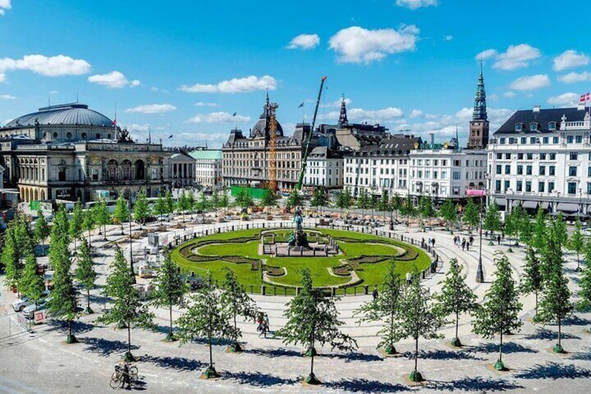 Kongens Nytorv (King's square)
