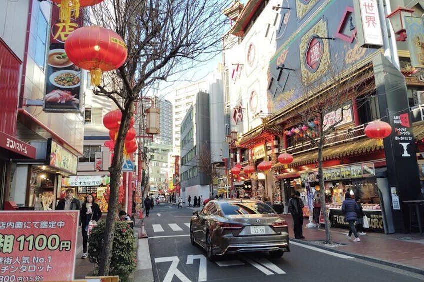 Explore Yokohama Chinatown with History and Culture