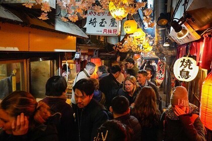 Private Shinjuku Golden Gai Bar Hopping natt tur
