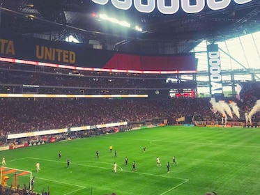 Partido de fútbol del Atlanta United en el estadio Mercedes-Benz