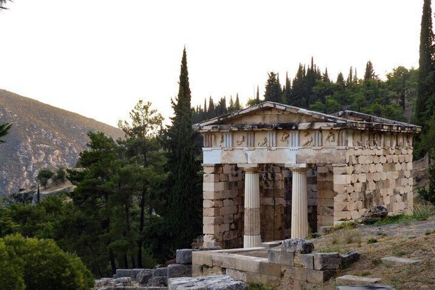 Dream Delphi Day Tour