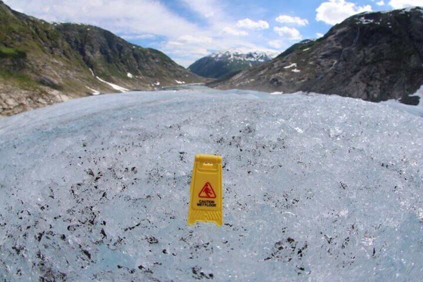 Hiking and Kayaking Experience on Tunsbergdalsbreen