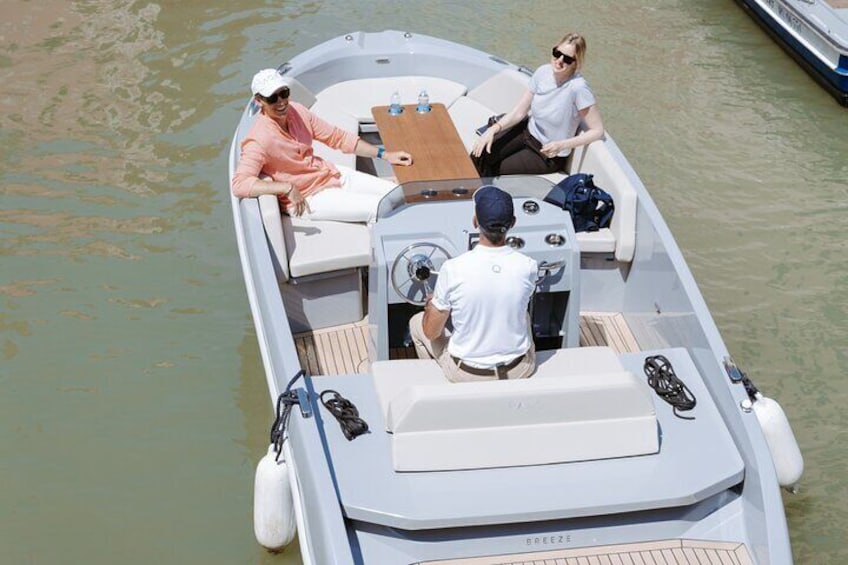 Venice Secret Canals on Electric Boat 