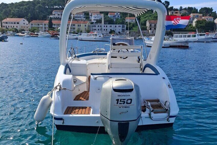 Secret Bays & Blue Cave: Private Vis Island Experience