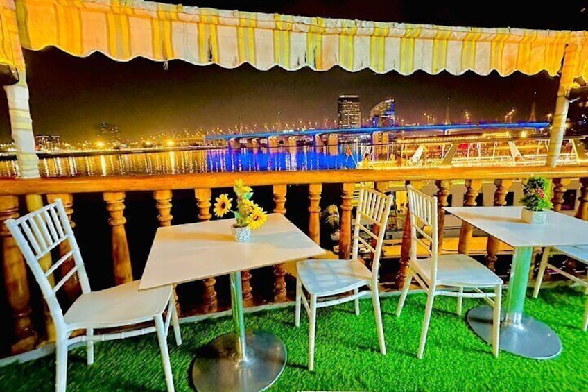 Dhow Cruise canal