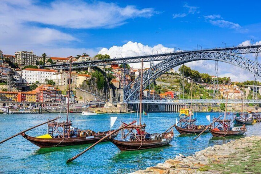 Porto and Aveiro Exclusive Tour from Lisbon