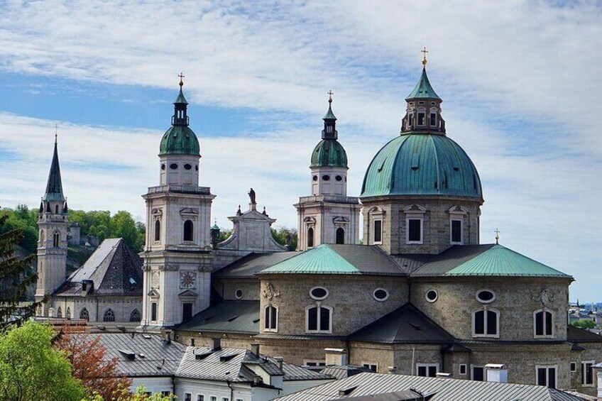 Salzburg – The City of Music 
Walk through Salzburg’s charming old town, the birthplace of Mozart! With baroque beauty, stunning castles, and alpine views, it’s a dream destination.