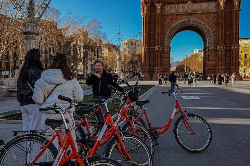 Barcelona Sights by Bike Private Tour
