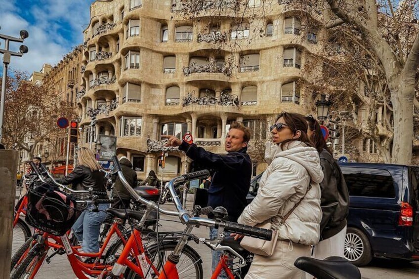 Barcelona Sights by Bike Private Tour