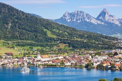 Explore Zug in 60 minutes with a Local