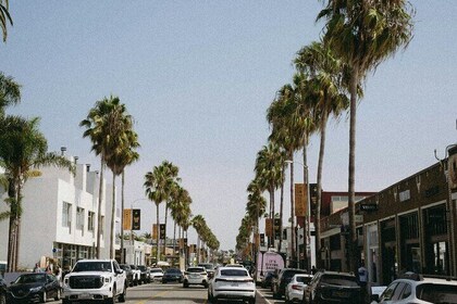 Explore Muscle Beach Venice Canals on Los Angeles Bike Tour