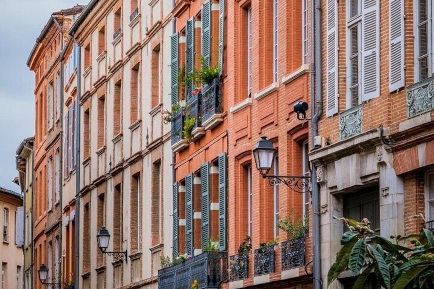 Explore Toulouse in 60 minutes with a Local