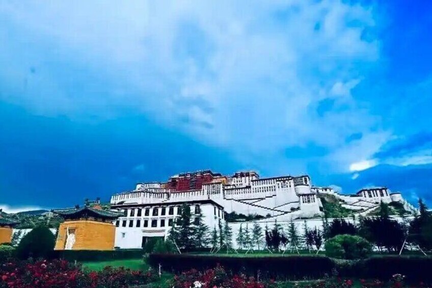 Private Scenic Drive to Shangri-La from Lijiang