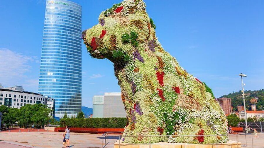 Bilbao Historic Walking Tour in Small Group