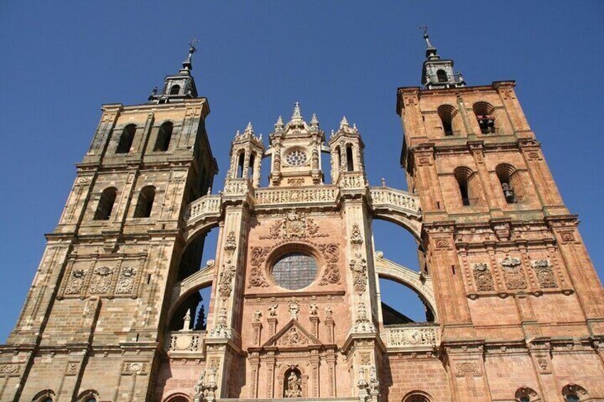 Private Historic Walking Tour in Astorga