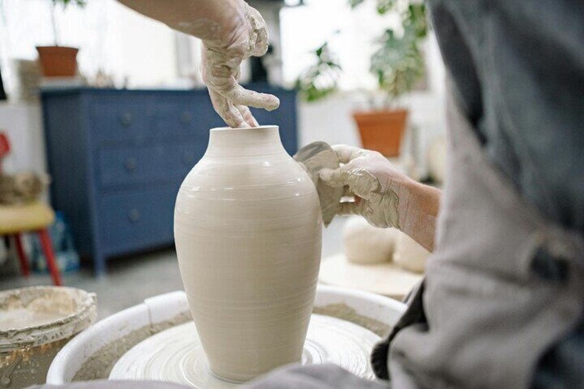 Artisanal Walking Tour in Madrid through Chueca Las Salelas and Malasaña