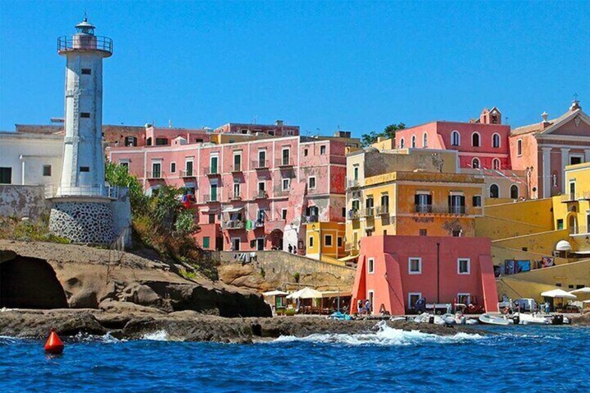 Catamaran Tour in Ventotene
