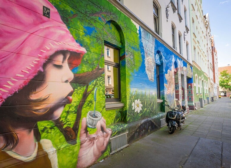 Picture 7 for Activity Hanover: Guided Walking Tour of the Linden-Limmer District