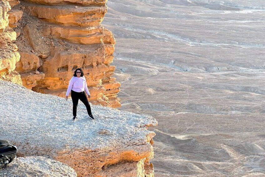 Riyadh 4x4 Hike Bat Cave Camel Ride Adventure