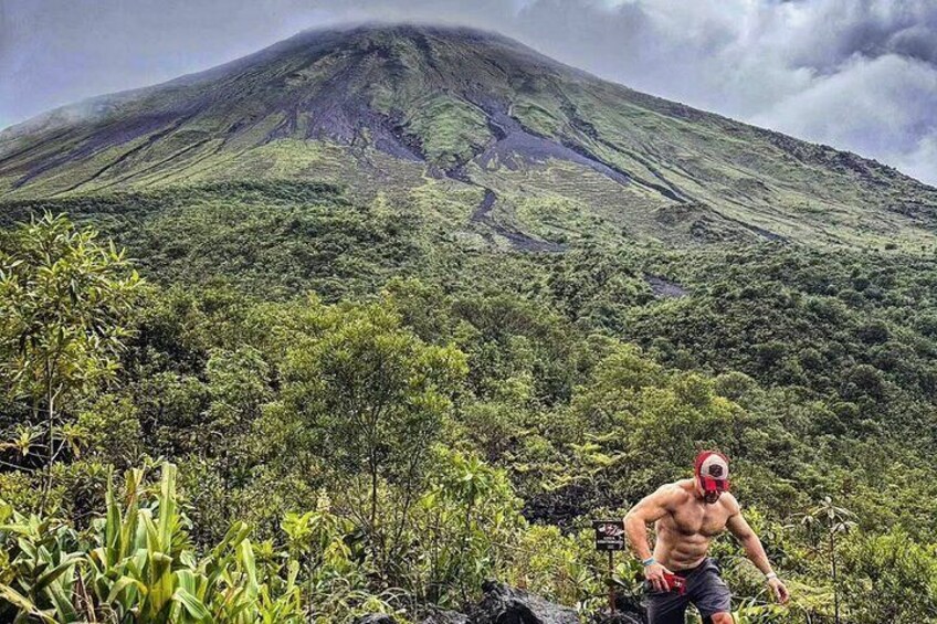 Lookout, lava washes, Arenal Volcano, PEVA.