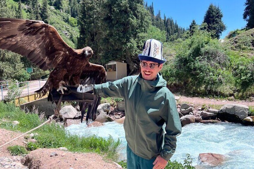 Son Kul, Issyk Kul and Altyn Arashan 5 Day Private Tour 