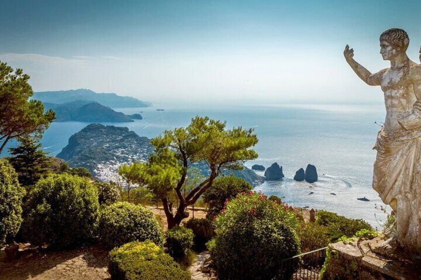 Boat Tour of Capri and Tour of the Island by Sea