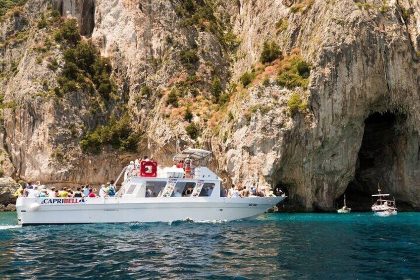 Boat Tour of Capri and Tour of the Island by Sea