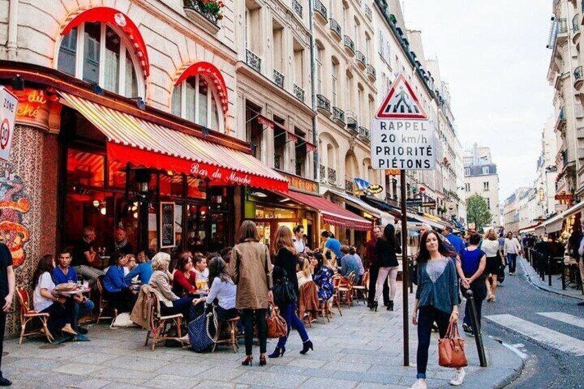 Shared Paris Historical Walking Tour 