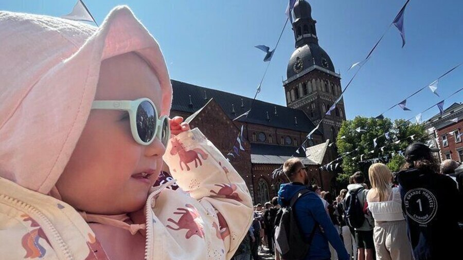 Old Town Sightseeing Tour in Riga by Electro Bus